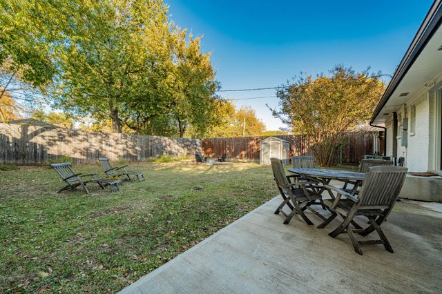 3211 Crest Ridge Drive, Dallas, TX 75228