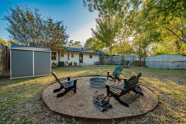 3211 Crest Ridge Drive, Dallas, TX 75228