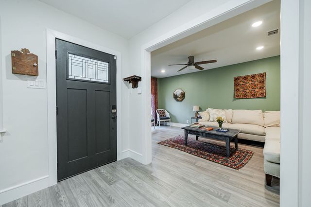 3211 Crest Ridge Drive, Dallas, TX 75228