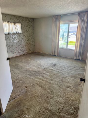 5232 La Luna, La Palma, CA 90623