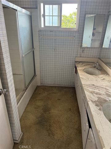 5232 La Luna, La Palma, CA 90623