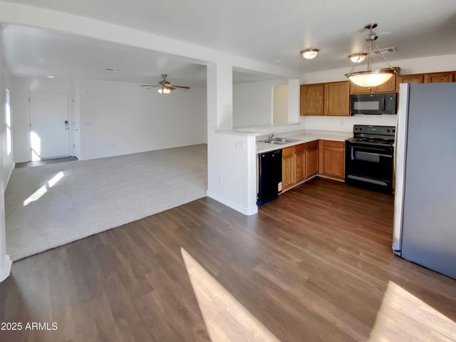 11535 W SCHLEIFER Drive, Youngtown, AZ 85363