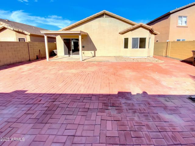11535 W SCHLEIFER Drive, Youngtown, AZ 85363