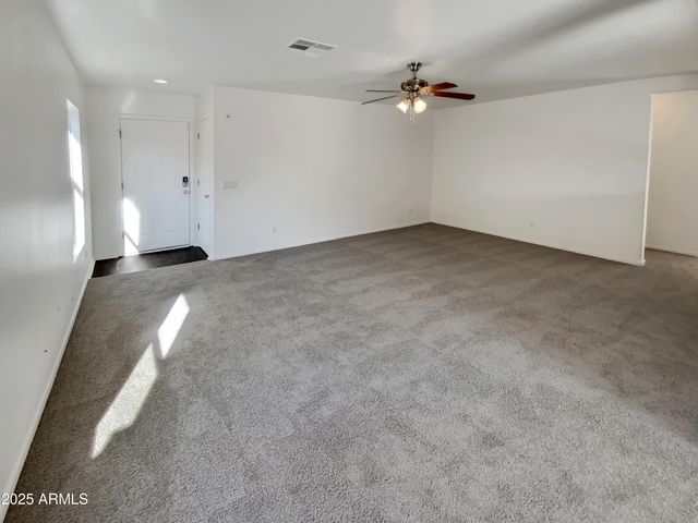 11535 W SCHLEIFER Drive, Youngtown, AZ 85363