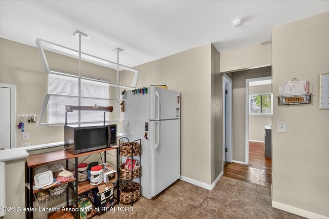 3320 Ronald Street, Lansing, MI 48911