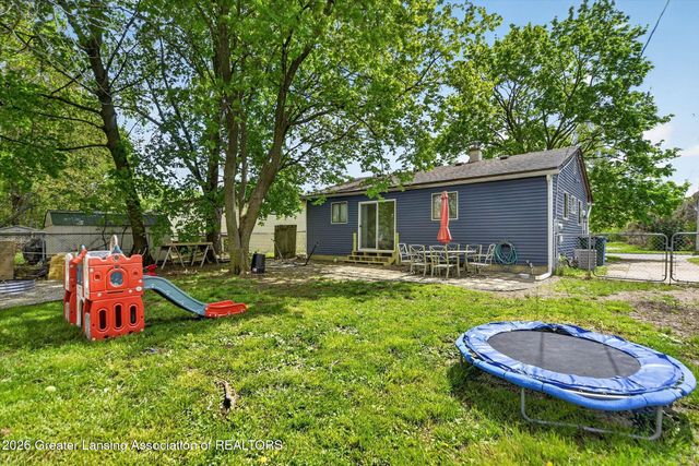 3320 Ronald Street, Lansing, MI 48911