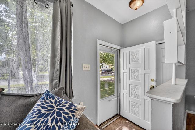 3320 Ronald Street, Lansing, MI 48911