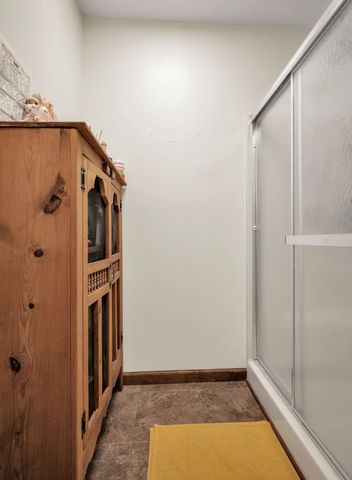 85 Lakeview Ln, Stewart, TN 37175