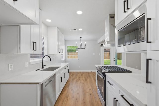 447 Castlebar Court, Houston, TX 77015