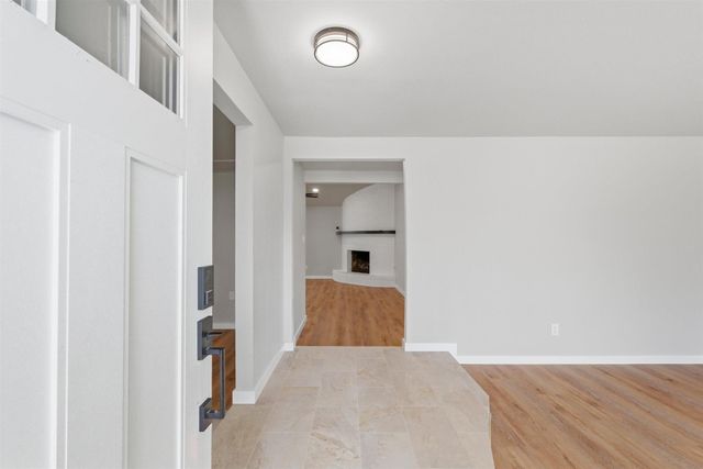 447 Castlebar Court, Houston, TX 77015