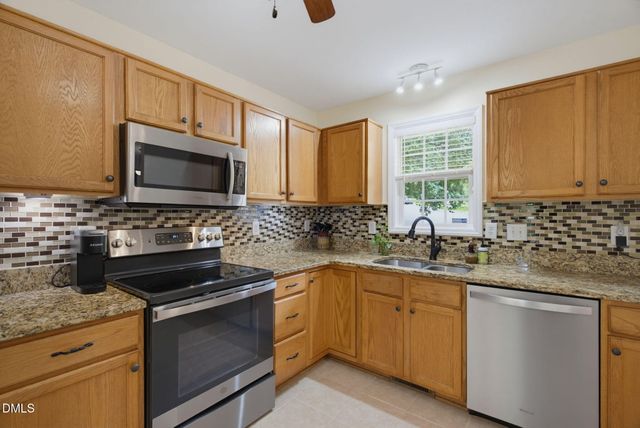 901 Finchurch Circle, Wake Forest, NC 27587
