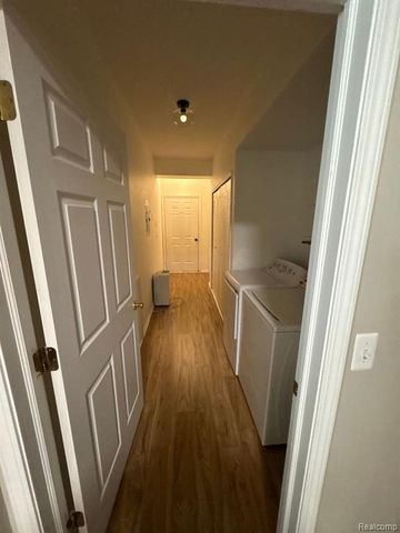 15269 Yale Drive 238, Clinton Township, MI 48038