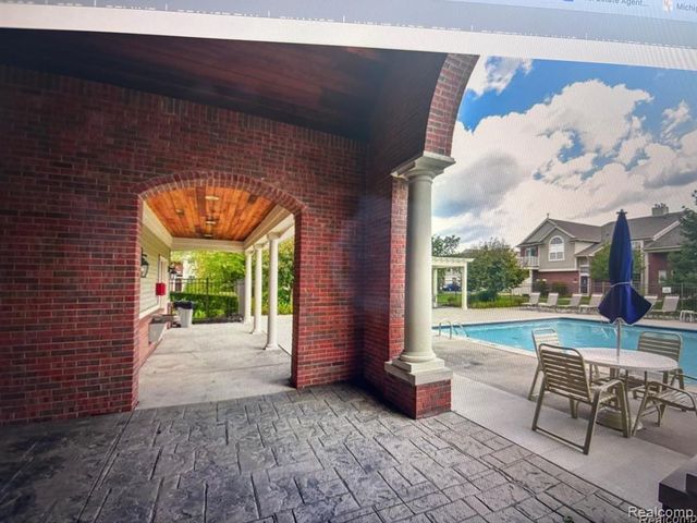 15269 Yale Drive 238, Clinton Township, MI 48038