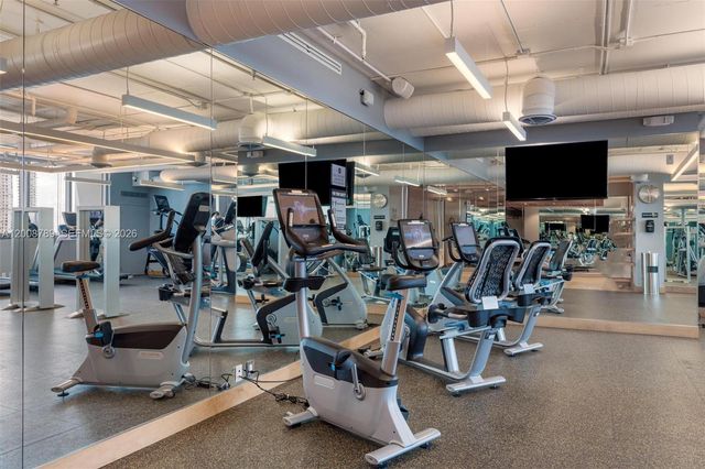 900 Biscayne Blvd 2208, Miami, FL 33132