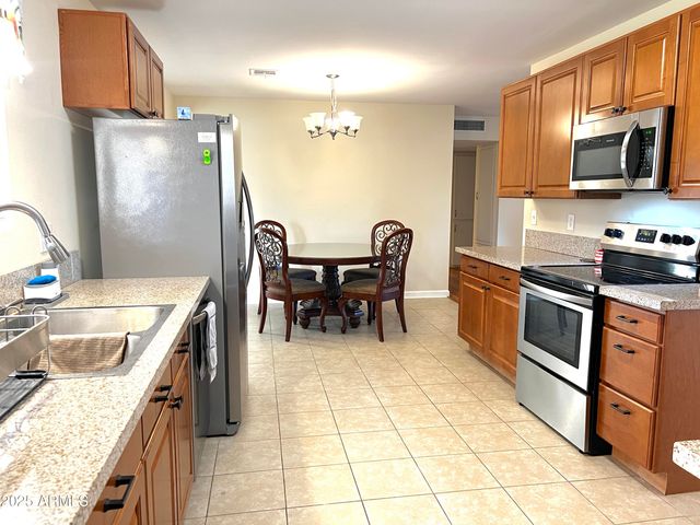 10726 W KELSO Drive, Sun City, AZ 85351