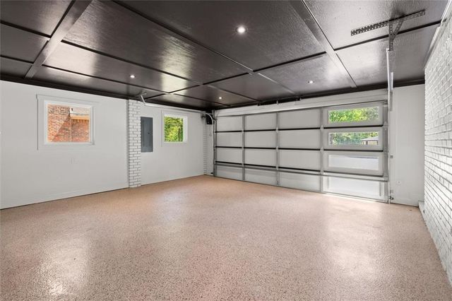 61 Suburban NW, Kennesaw, GA 30144