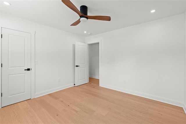 61 Suburban NW, Kennesaw, GA 30144