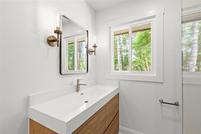 61 Suburban NW, Kennesaw, GA 30144