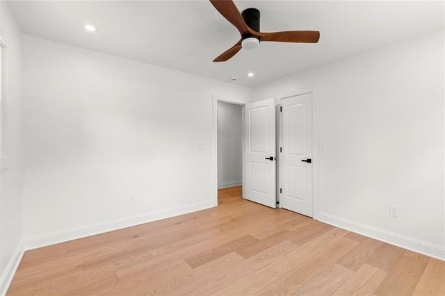 61 Suburban NW, Kennesaw, GA 30144