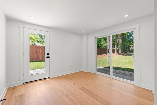 61 Suburban NW, Kennesaw, GA 30144