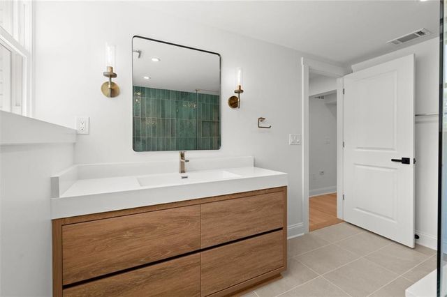 61 Suburban NW, Kennesaw, GA 30144