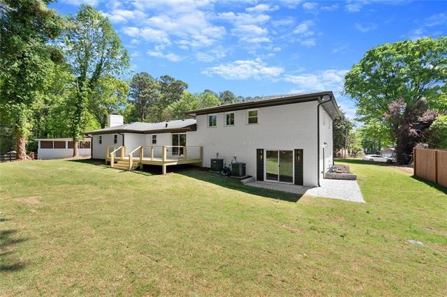 61 Suburban NW, Kennesaw, GA 30144
