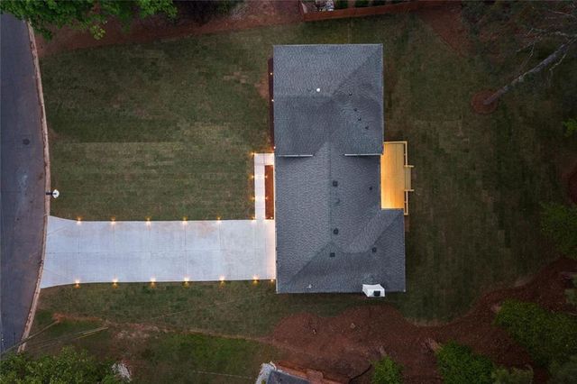 61 Suburban NW, Kennesaw, GA 30144
