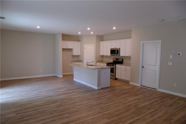 4237 Waxwing Street, Hoschton, GA 30548