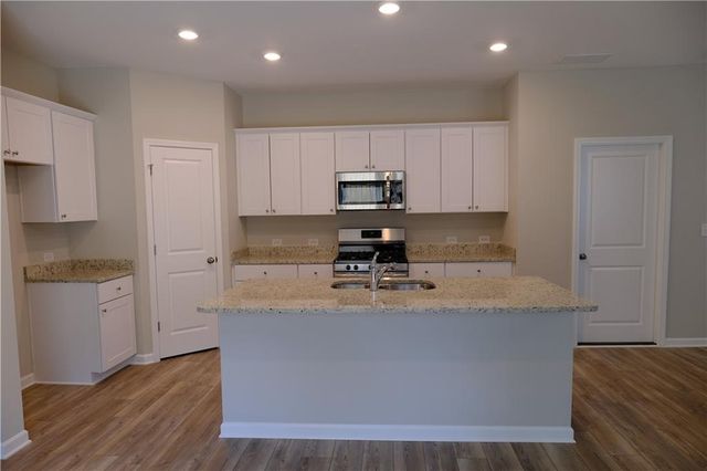 4237 Waxwing Street, Hoschton, GA 30548