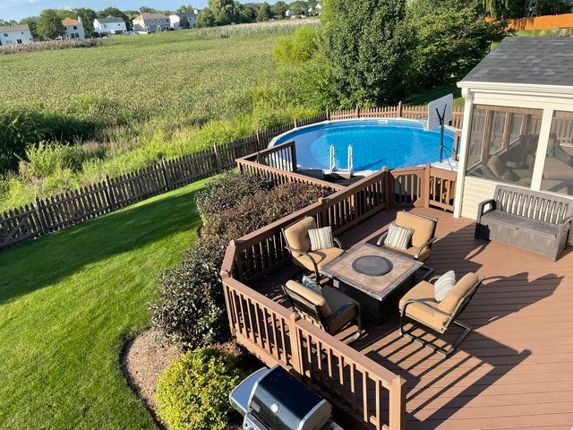 1112 Spinnaker Street, Elgin, IL 60123