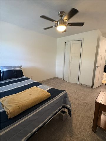 101 Woodstone Lane 21, New Kensington, PA 15068