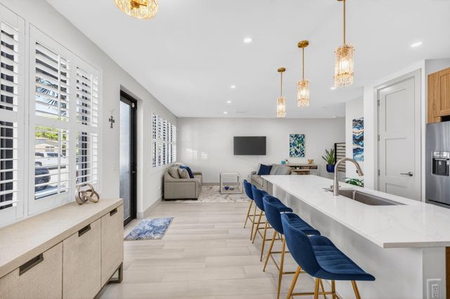 410 SE 12th Court, Fort Lauderdale, FL 33316