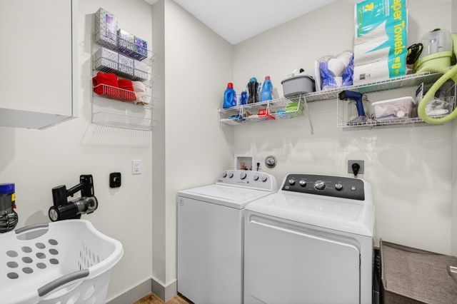 410 SE 12th Court, Fort Lauderdale, FL 33316