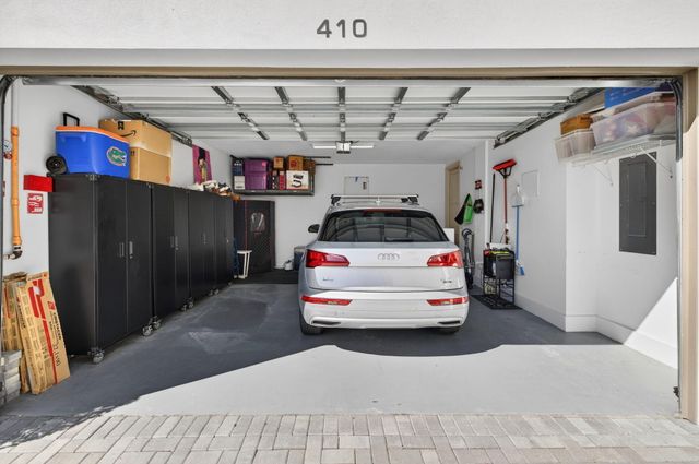 410 SE 12th Court, Fort Lauderdale, FL 33316