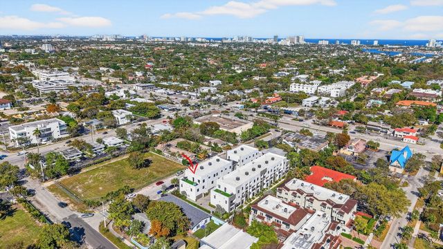 410 SE 12th Court, Fort Lauderdale, FL 33316