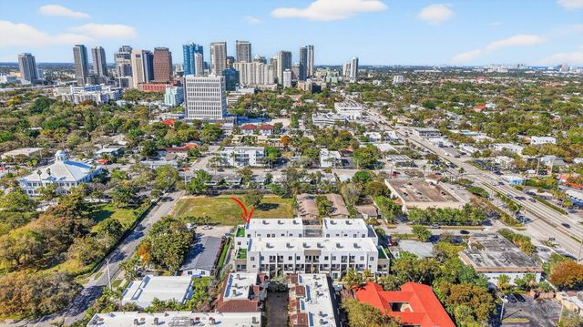 410 SE 12th Court, Fort Lauderdale, FL 33316