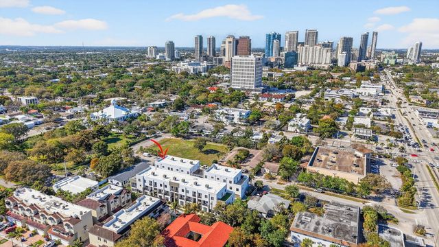 410 SE 12th Court, Fort Lauderdale, FL 33316