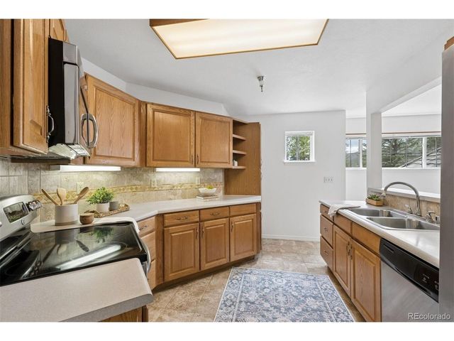 31819 Rocky Village Dr 101, Evergreen, CO 80439