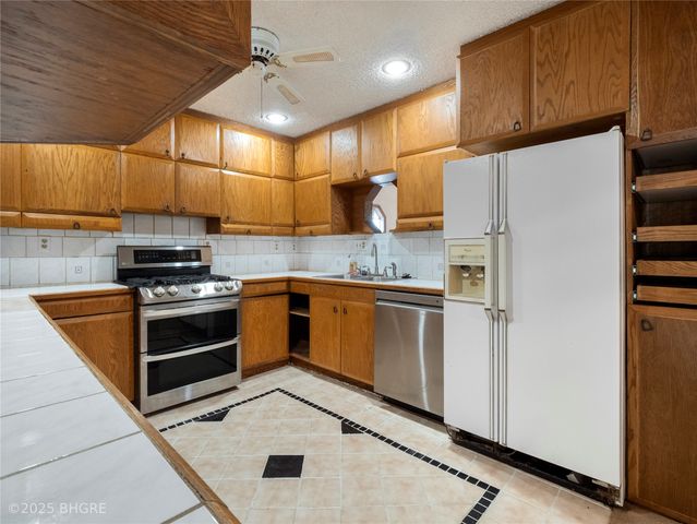 411 W Pleasant Street, Pleasantville, IA 50225