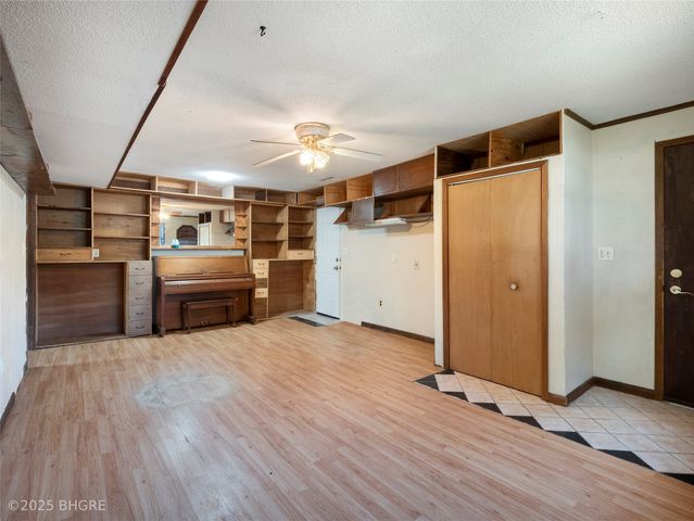 411 W Pleasant Street, Pleasantville, IA 50225