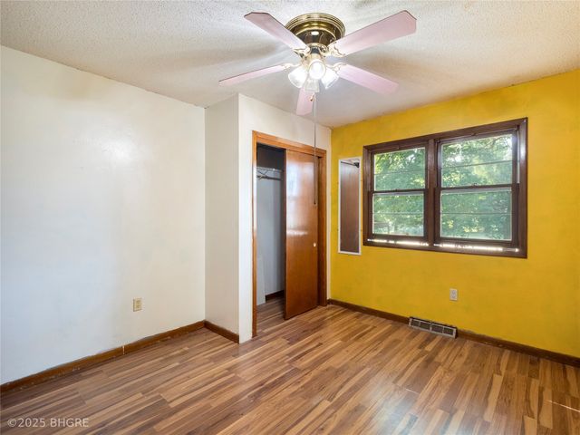 411 W Pleasant Street, Pleasantville, IA 50225