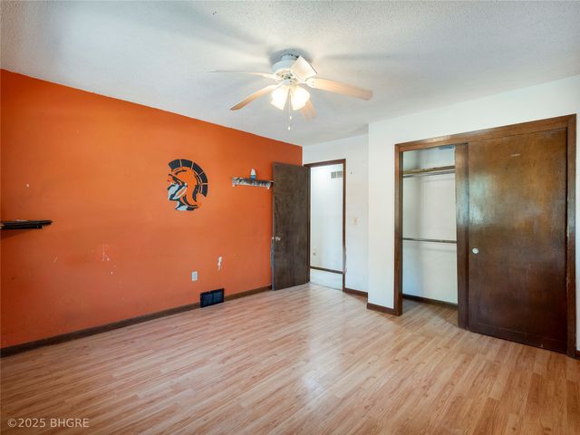 411 W Pleasant Street, Pleasantville, IA 50225