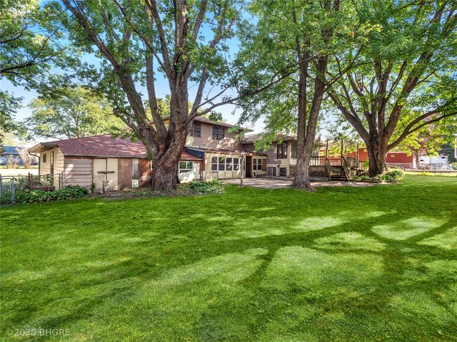 411 W Pleasant Street, Pleasantville, IA 50225