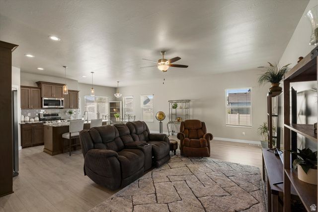 3231 N 3325 W, Plain City, UT 84404