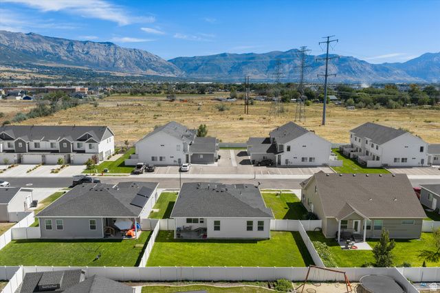 3231 N 3325 W, Plain City, UT 84404