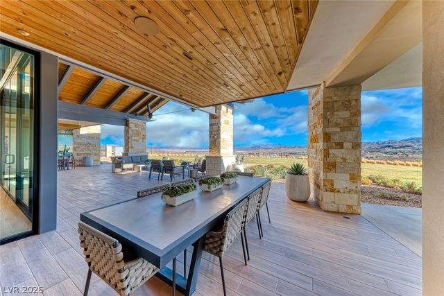57 Stone Yucca Court, Henderson, NV 89011