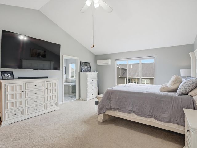 20483 St Martins Avenue, Macomb Twp, MI 48044