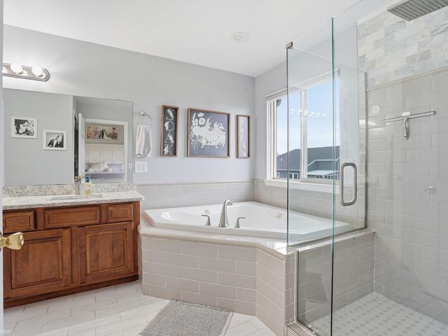 20483 St Martins Avenue, Macomb Twp, MI 48044