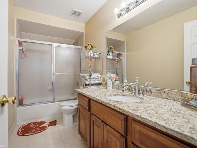 20483 St Martins Avenue, Macomb Twp, MI 48044