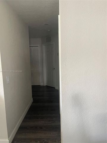 2315 NW 6th St, Pompano Beach, FL 33069